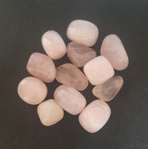 rose quartz tumblestones