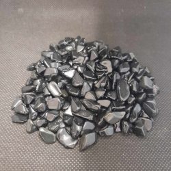 black tourmaline chips