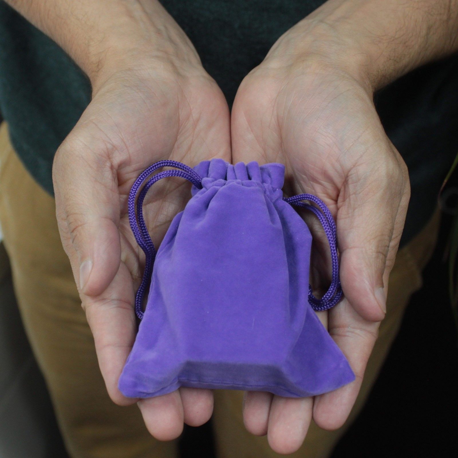 Purple Quality Velvet Pouch - 10 x 12cm - Image 4